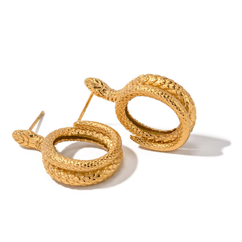 GOLD SNACK EARRING