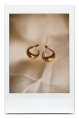 GOLD OVAL EARRINGS