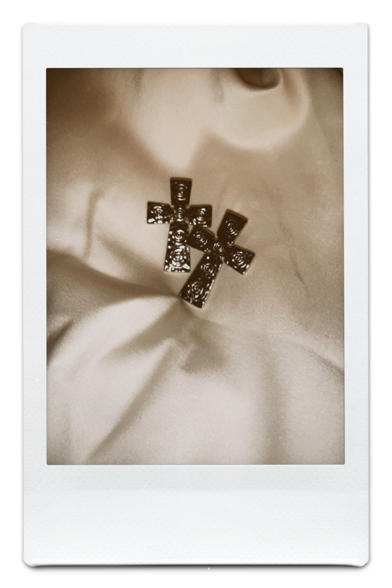 SILVER CROSS EARRING